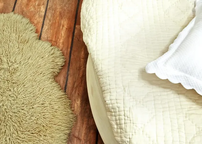 培缇套房酒店 *