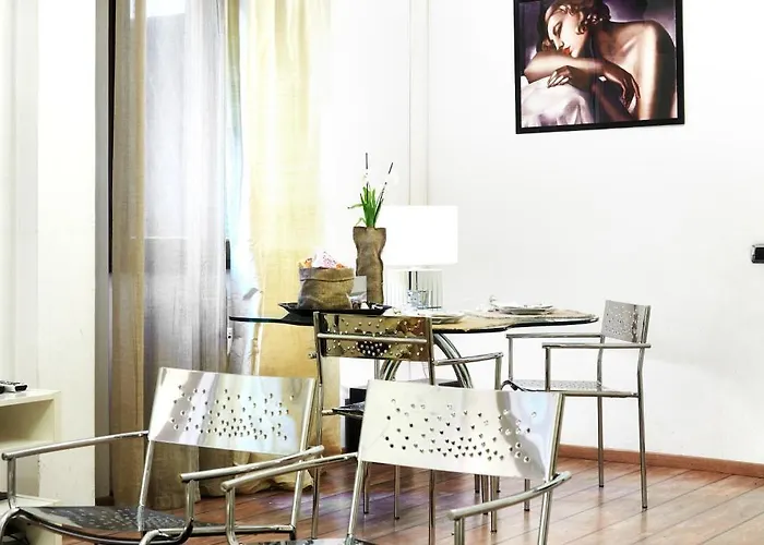 培缇套房酒店 *